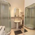 A Due Passi Dalla Lanterna Апартаменты