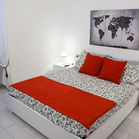 A Due Passi Dalla Lanterna