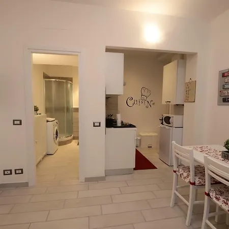 아파트 A Due Passi Dalla Lanterna *