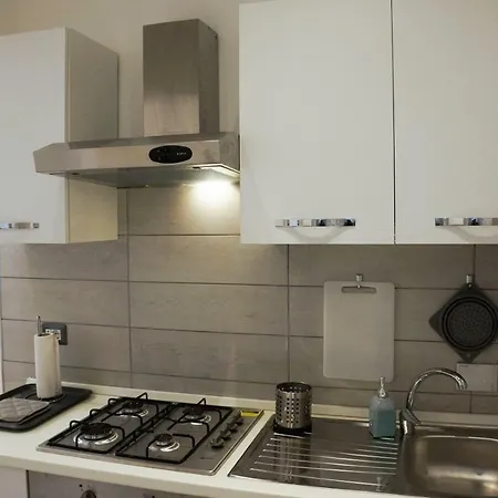 A Due Passi Dalla Lanterna Apartman *