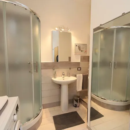 A Due Passi Dalla Lanterna 아파트