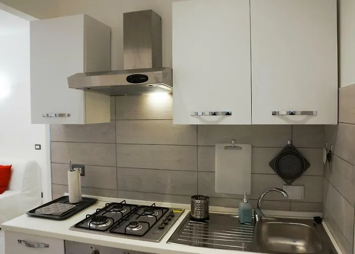 A Due Passi Dalla Lanterna Apartment *